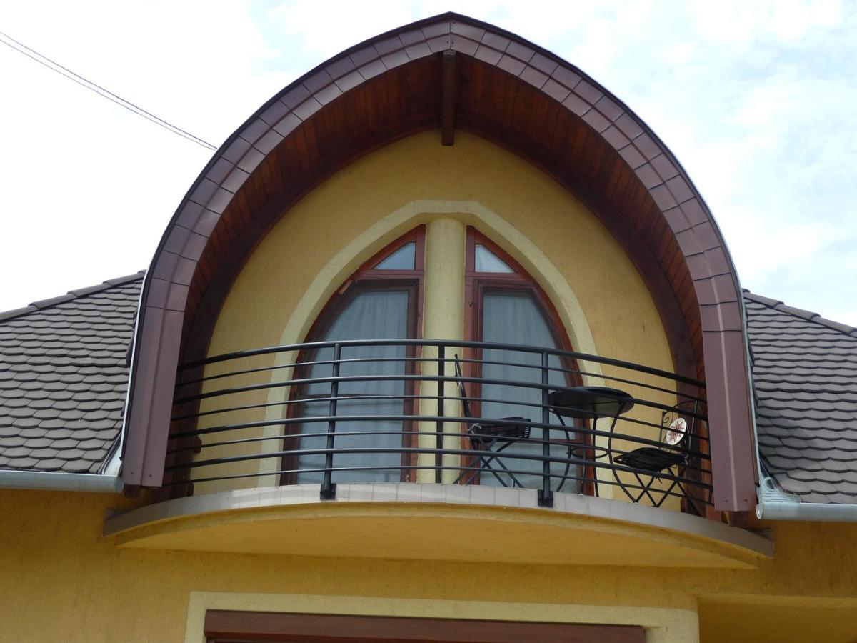 Nadas Tarsashaz Balatonlelle Εξωτερικό φωτογραφία